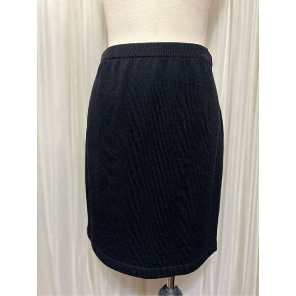 Black Santana Knit Straight Skirt Size Small - Picture 1 of 3